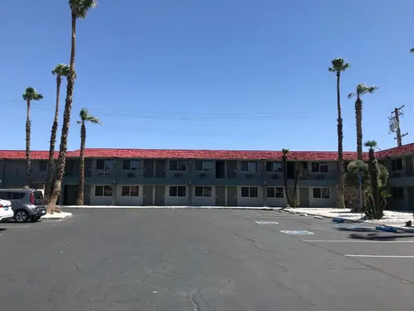 Economy Inn Barstow 6