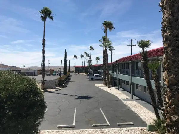 Economy Inn Barstow 5